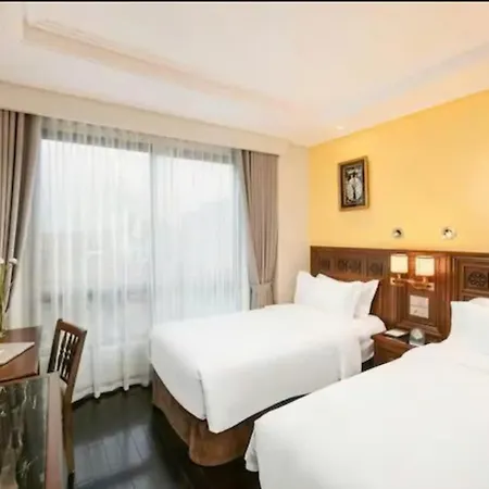 Lucien Hanoi Lakeside Hotel & Rooftop-2